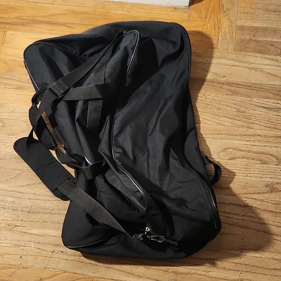 Nike Black Men's Large Basketball Sports Bag - Picture 6 of 11